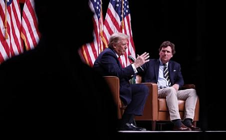 Trampla Karslon arasında gərginlik: 