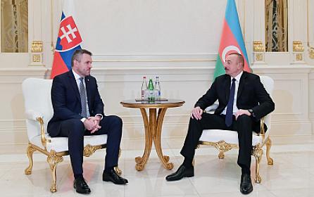 İlham Əliyev Slovakiya Prezidentinə mövqeyinə görə 