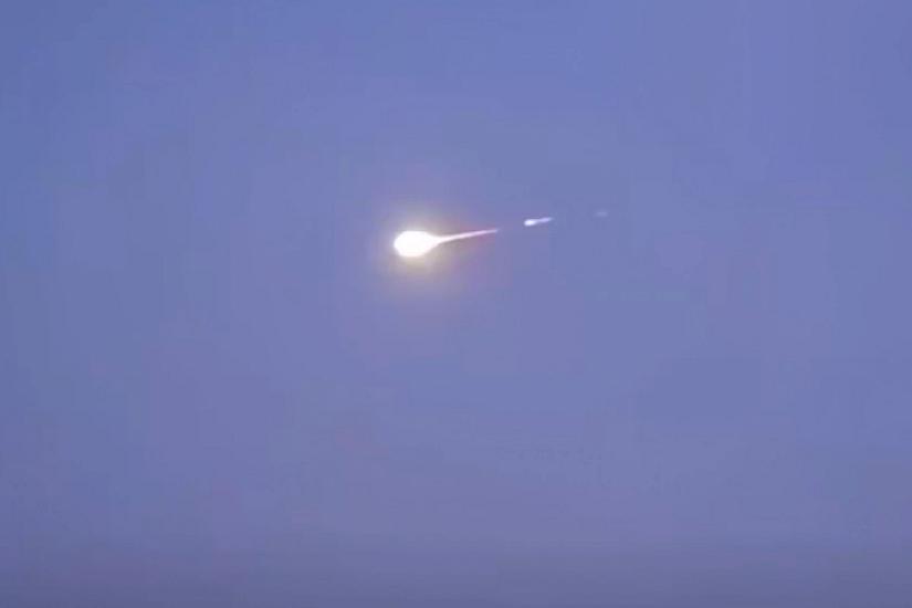 В Германии осколки метеорита падали на дома -