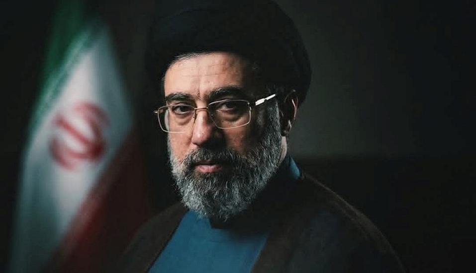 Müctəba Xameneinin lider seçilməsinə 