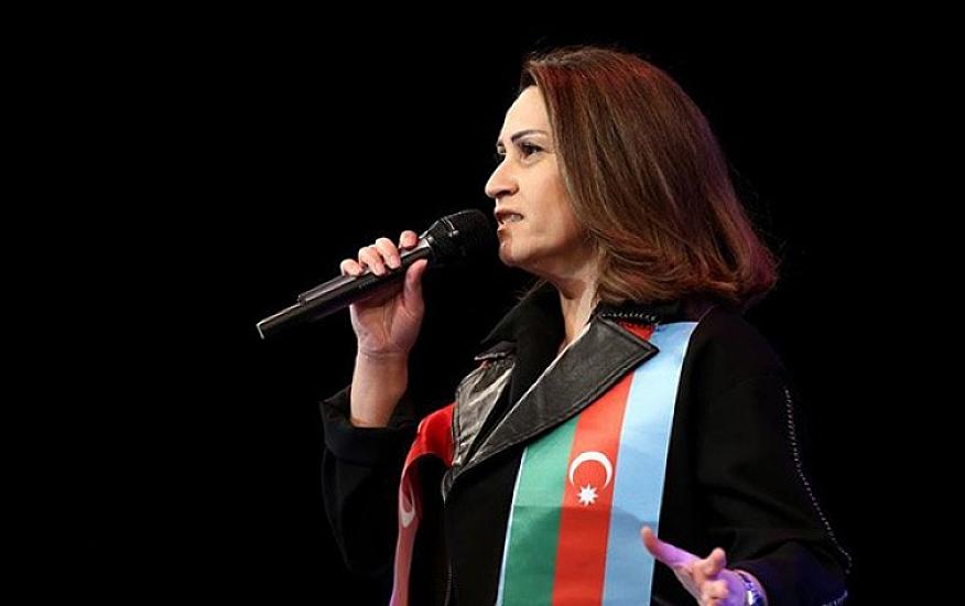 Xalq artisti məşhur türk aparıcıya "ƏSƏBİLƏŞDİ" - 