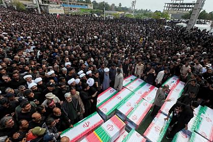 В Тегеране состоится церемония прощания с министром обороны и главой СЕПАХ.