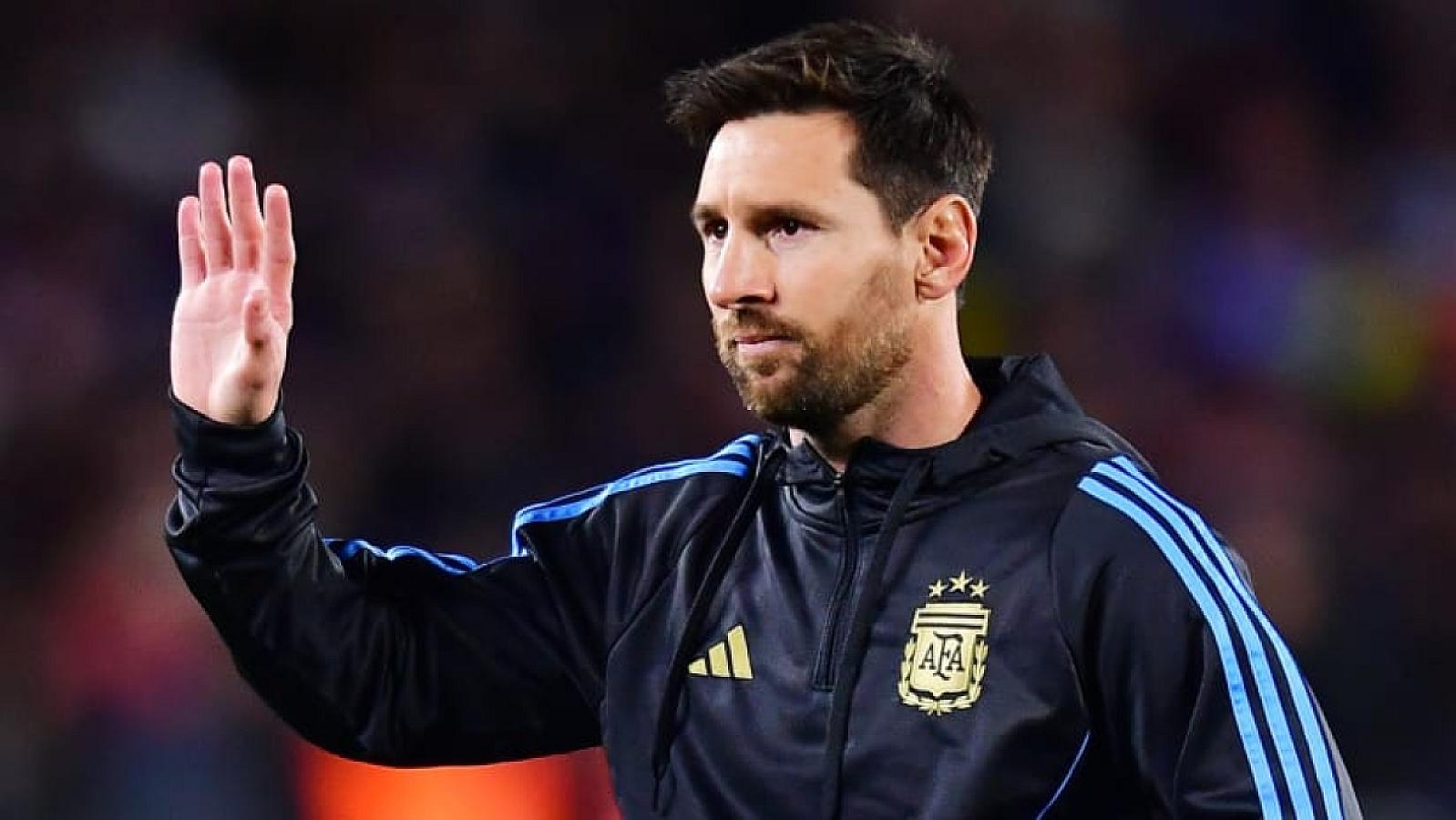 Lionel Messi dubl etdiyi görüşdən əvvəl gözyaşlarını saxlaya bilmədi: 