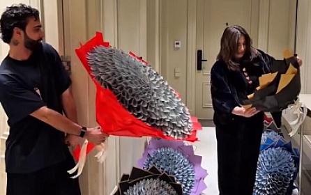 8 Martda sizə nə aldılar? –   