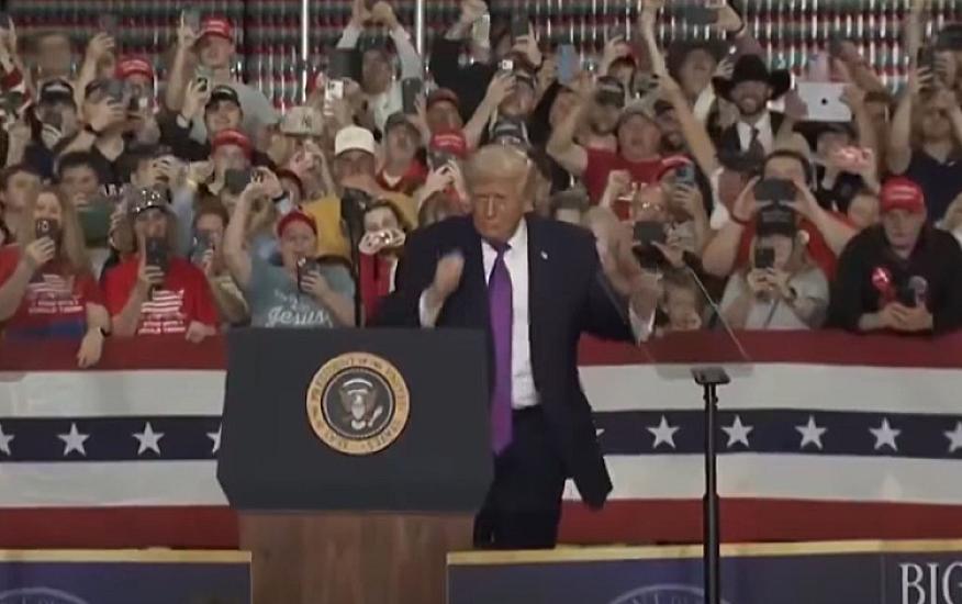 He became the agenda again with his dance -