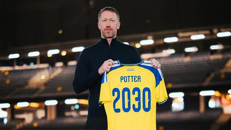 İsveç millisi baş məşqçi ilə müqaviləni 