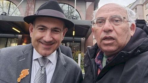 Paşinyan azərbaycanlı jurnalistlə bir arada - 