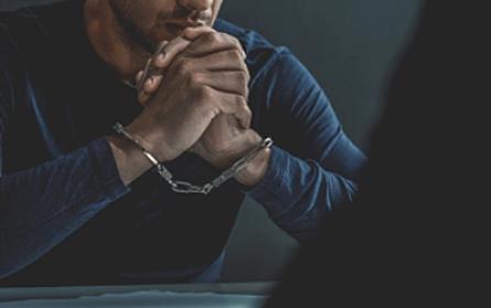 21 yaşlı oğlan sosial şəbəkədə əxlaqsız təkliflərinə görə 