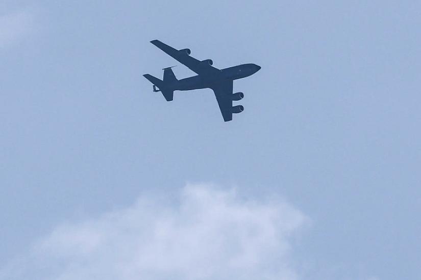 US military aircraft crash: bodies of four out of six crew members found