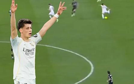 Фантастический гол Арды Гюлера -