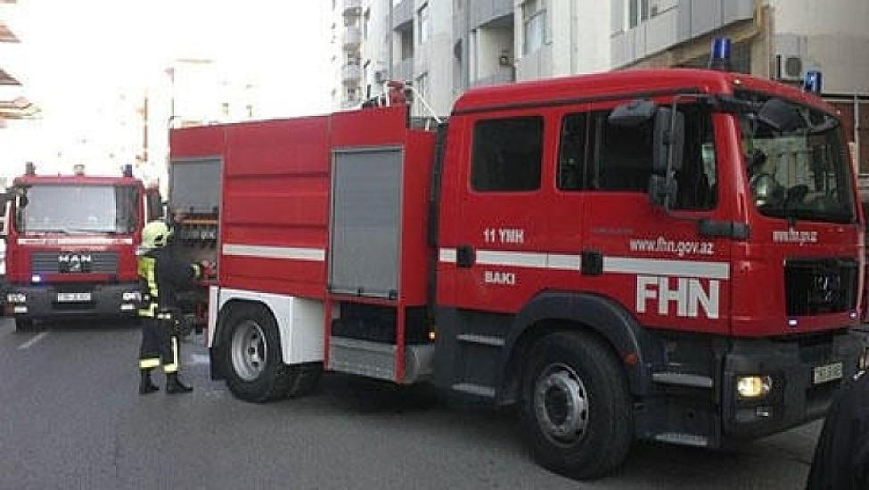 Fire in a residential building in Baku -