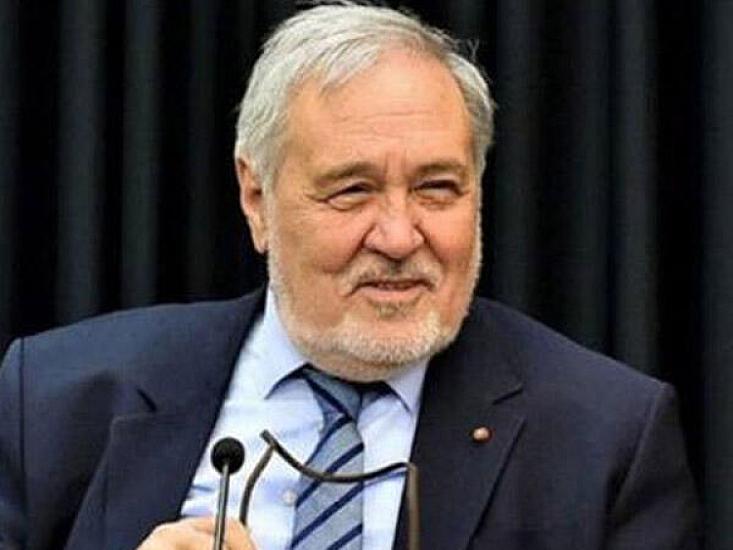 İlber Ortaylının vəsiyyəti yerinə 