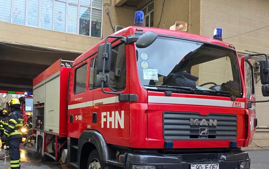 Bakıda yaşayış binasında yanğın baş verib