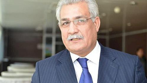 “Müasirlik yarıçılpaq gəzmək deyil”