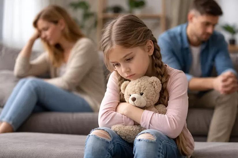 Boşanmış valideynlərin etdiyi 