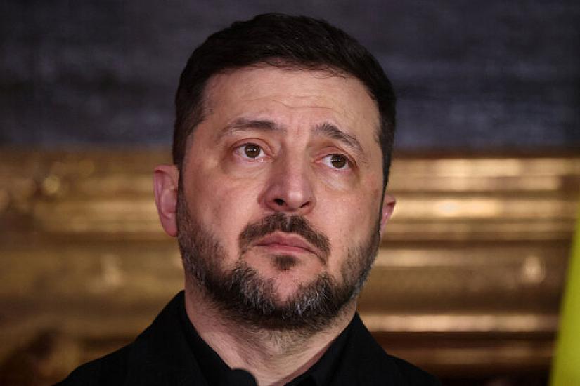 Trampla bağlı çətin suala