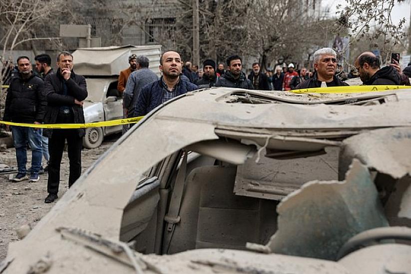  Pollak: Etirazları dəstəkləsək,