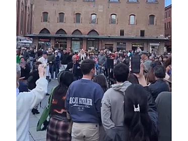 İtaliyada Azərbaycan mahnısına belə 