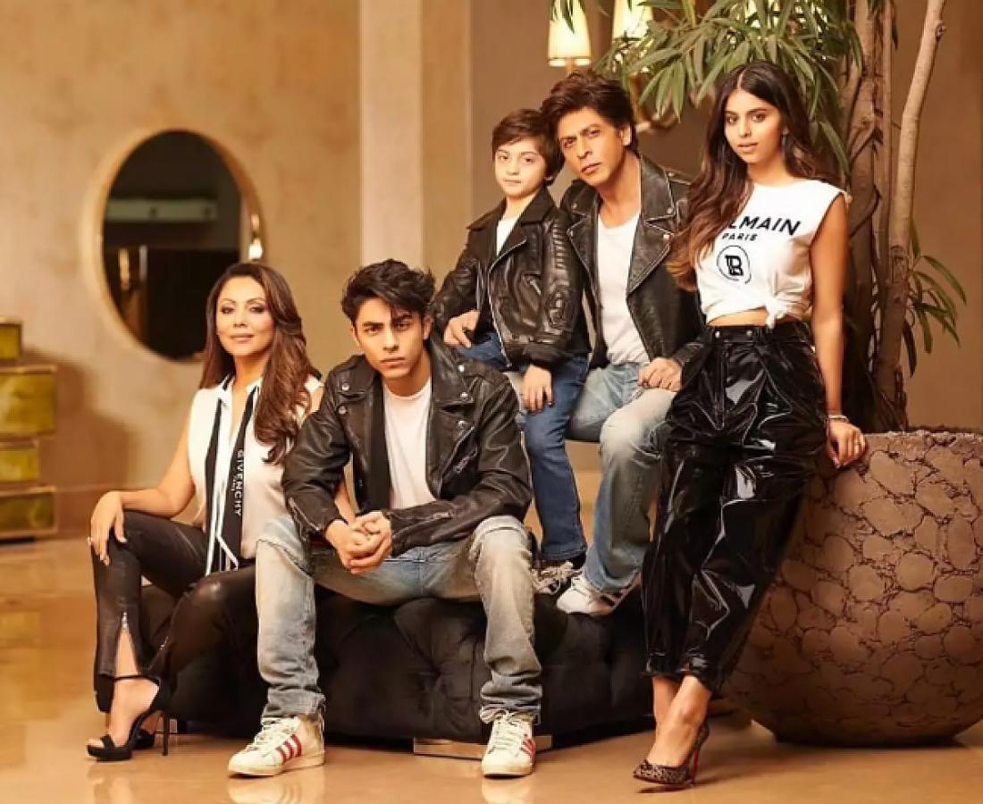 Şahrux Xanın ailəsi ilə VİDEOsu 