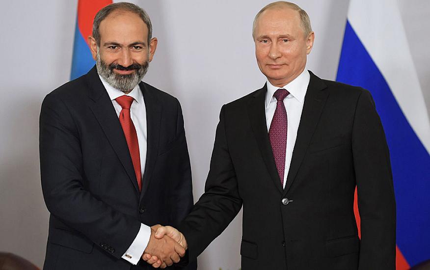 Paşinyan Putinə zəng etdi