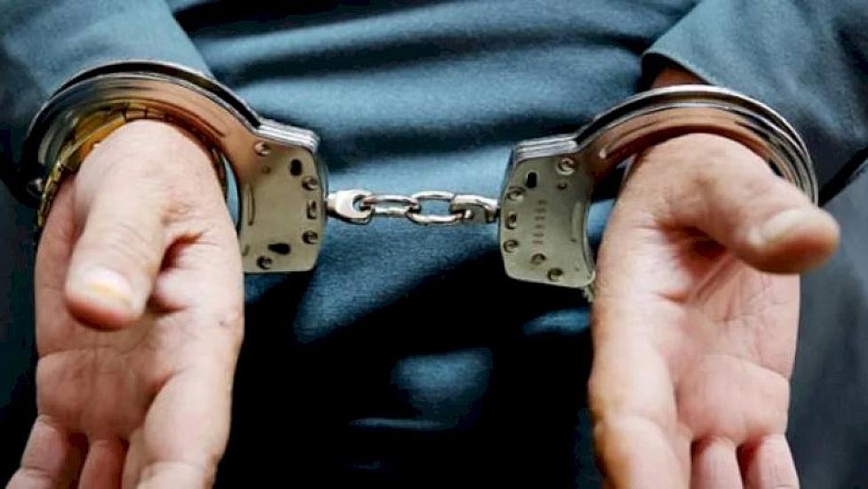 Müəllim olan arvadını 