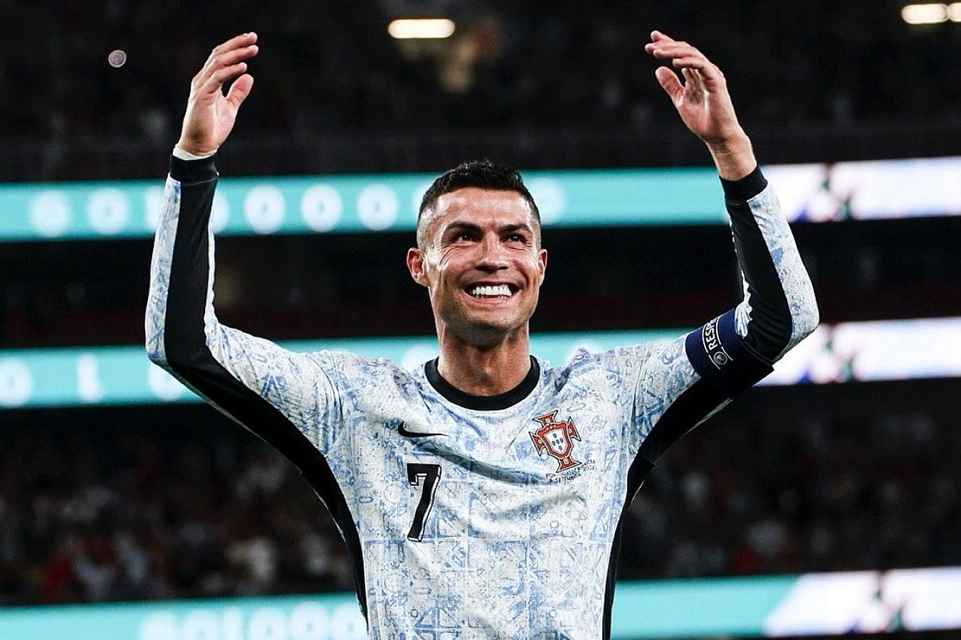 Ronaldo dayanmaq bilmir - 942-ci 