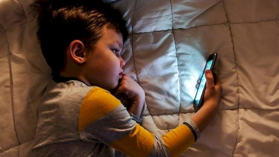 Bu yaşda olanların ağıllı telefon istifadəsinə 