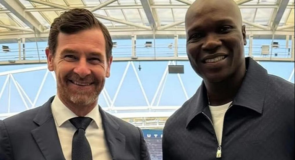 “Neftçi”nin futbolçusu “Porto”nun prezidenti ilə görüşdü - 