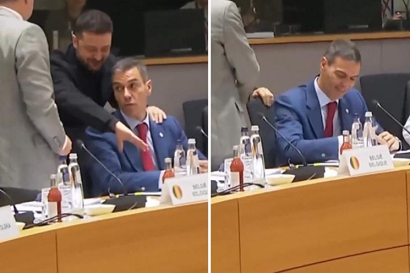 Hər kəs Zelenskini ayaq üstə alqışladı - 