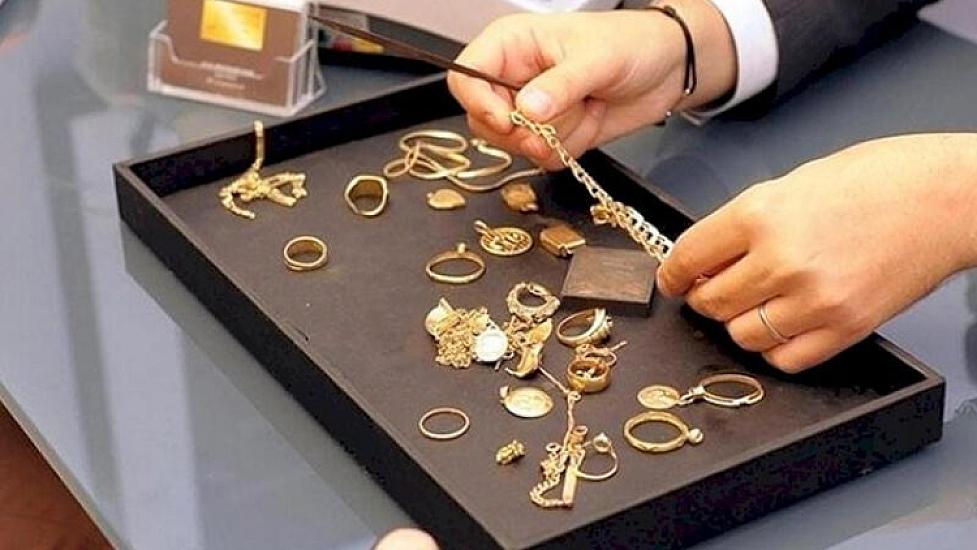 Qızıl və gümüşü olanlara