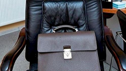 Nazir deyillər, amma əsas şəxs sayılırlar - 