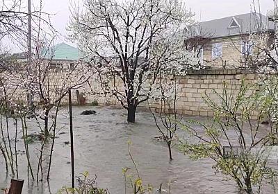 Qubada kanalizasiya borusu tutuldu - 