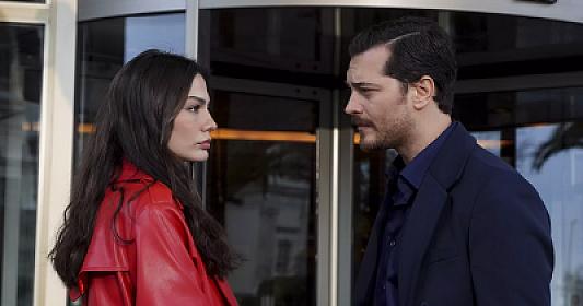 "Eşref Rüya" ilə bağlı 