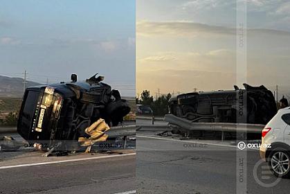 Bakı-Qazax yolunda qəza: Qadın sürücünün idarə etdiyi "Range Rover" aşdı - 