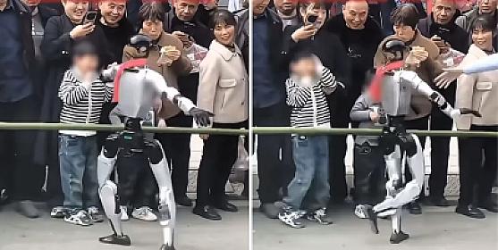 Çində robot uşağı vurdu – 