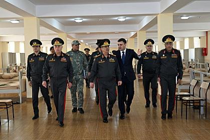 Zakir Həsənovun yanındakı general kimdir? - 