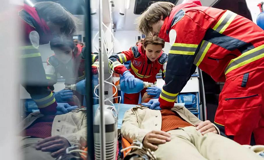 The first minutes in sudden cardiac arrest are of vital importance –