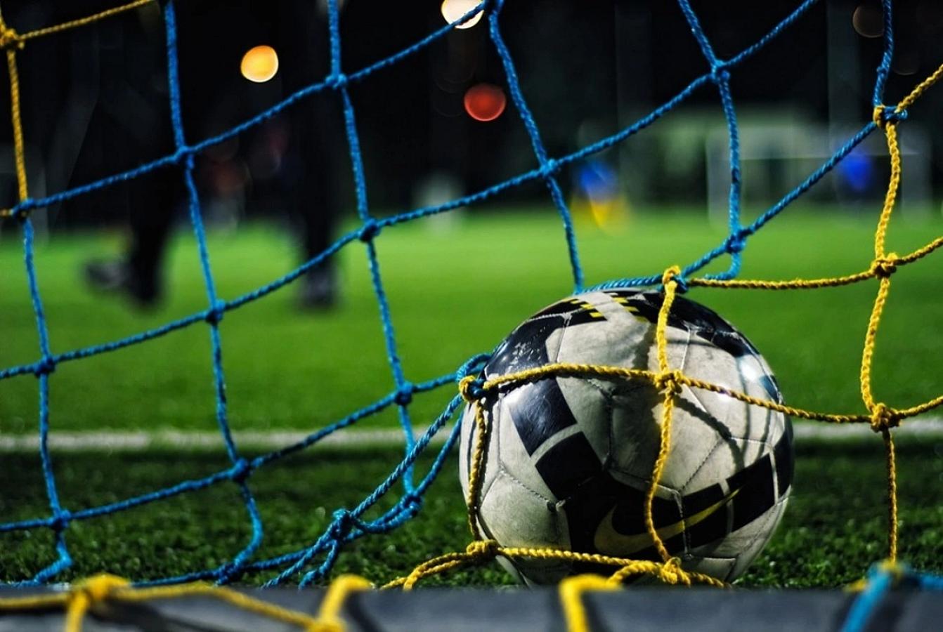 "Azerbaijani football is spinning in the same labyrinth" -