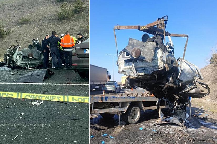 Ankarada dəhşətli qəza: 5 nəfər öldü – 