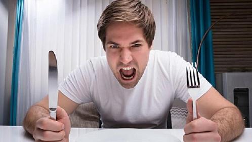 Stressi yeməklə “ört-basdır” etdiyinizi