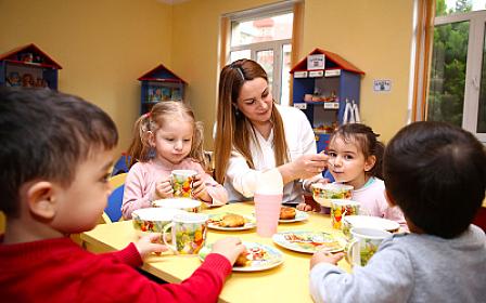 Sabahdan bağça müəllimlərinin