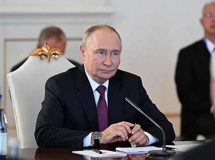 "Putin Paşinyanın yerinə onun keçməsini