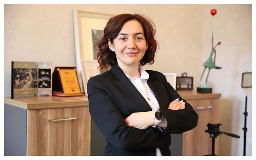 Aynur Kərimovaya yeni 