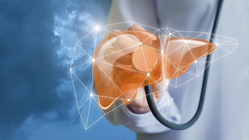 Causing serious damage to the liver