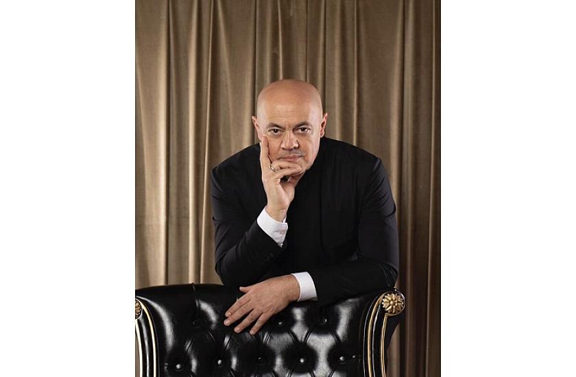 Xalq artisti vəzifəsindən 