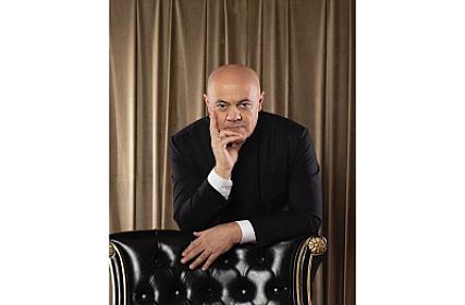 Xalq artisti vəzifəsindən 