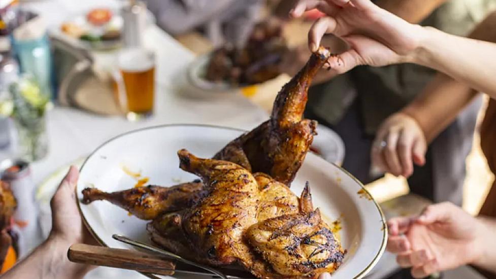 Mütəmadi olaraq toyuq yedikdə bədəndə nə baş verir? - 