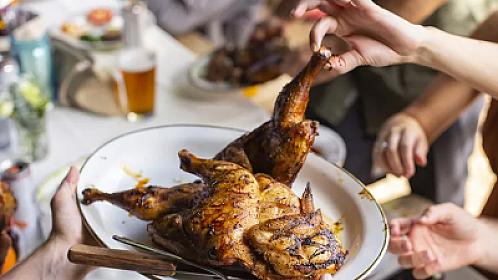 Mütəmadi olaraq toyuq yedikdə bədəndə nə baş verir? - 