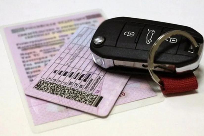 Azərbaycan və Belarus sürücülük vəsiqələrini 