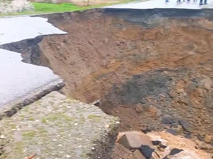 Qusarda sel yolun bir hissəsini 